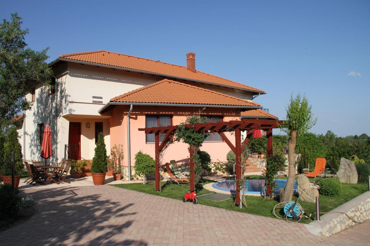 Simon Vendégház Balatongyörök Exterior foto